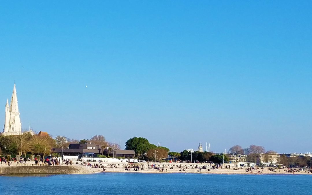 plage près du centre ville de la Rochelle